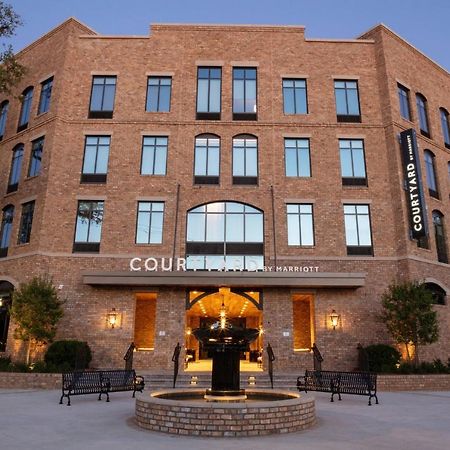 Courtyard By Marriott Thomasville Downtown Exterior photo